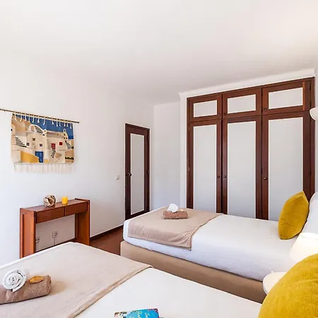 Saint Lucia By Algarve Vacation Villa *