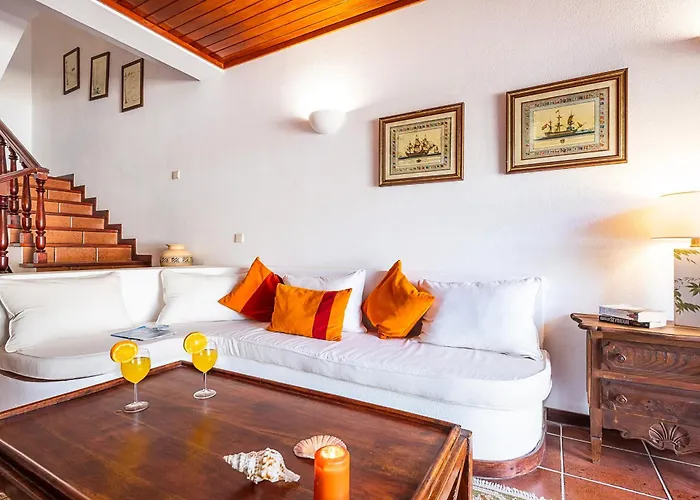 Villa Saint Lucia By Algarve Vacation