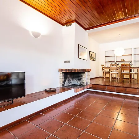 Saint Lucia - Com Acesso A Piscina E Bbq Em Villa